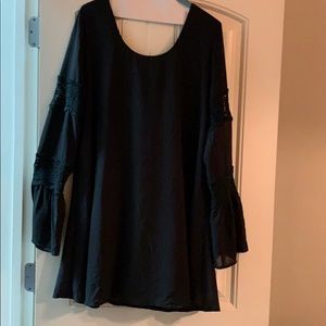 Black Dress with crochet belle sleeve
